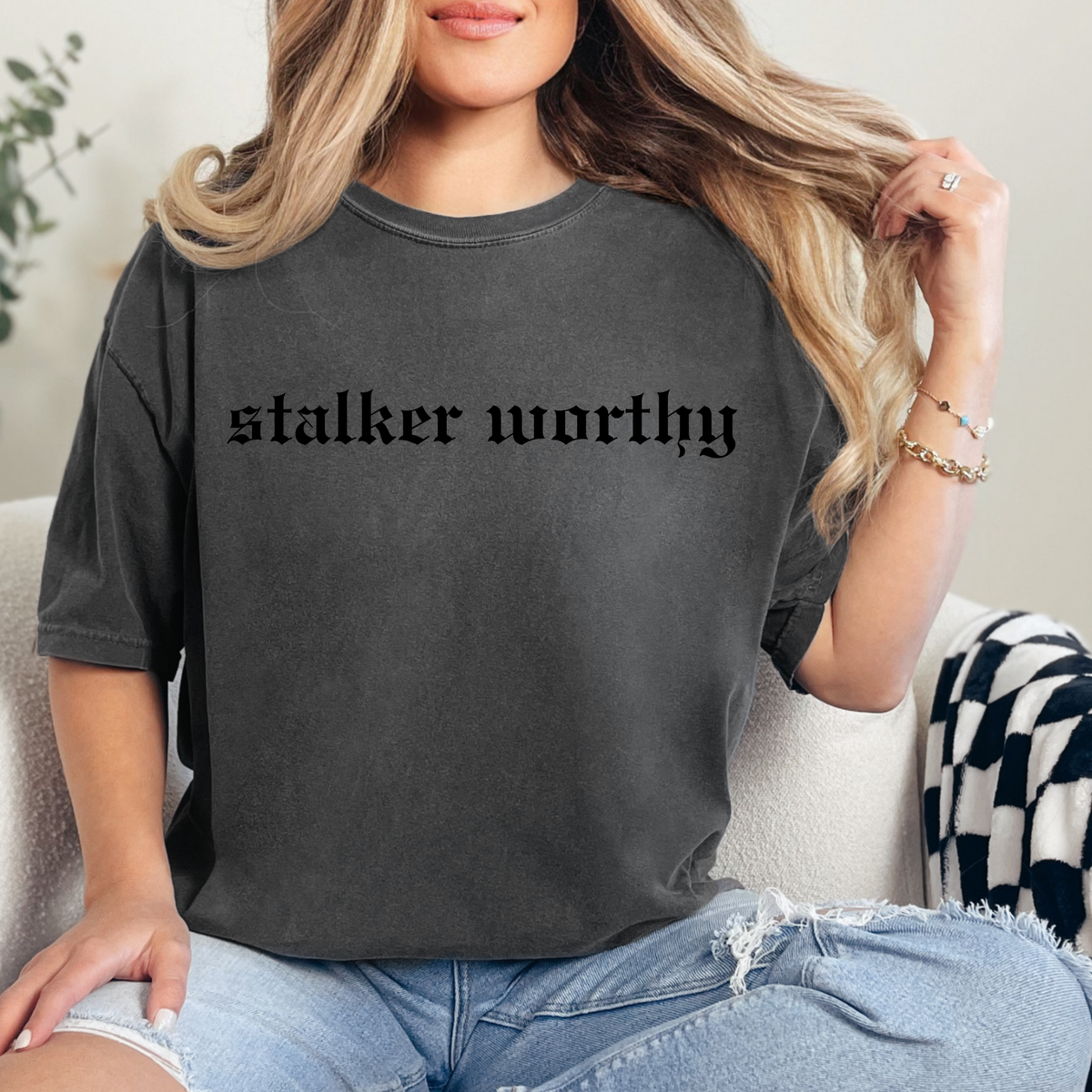 Stalker Worthy T-Shirt – DarkDesiresBookBox